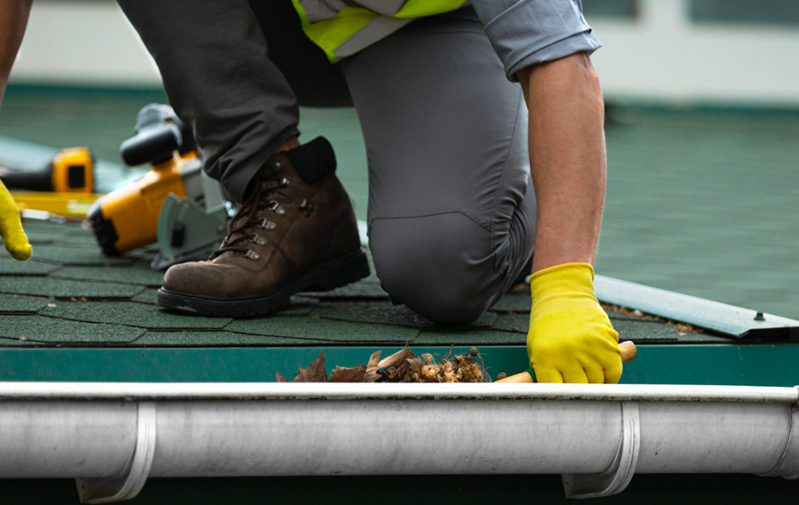 Gutter Cleaning Cork